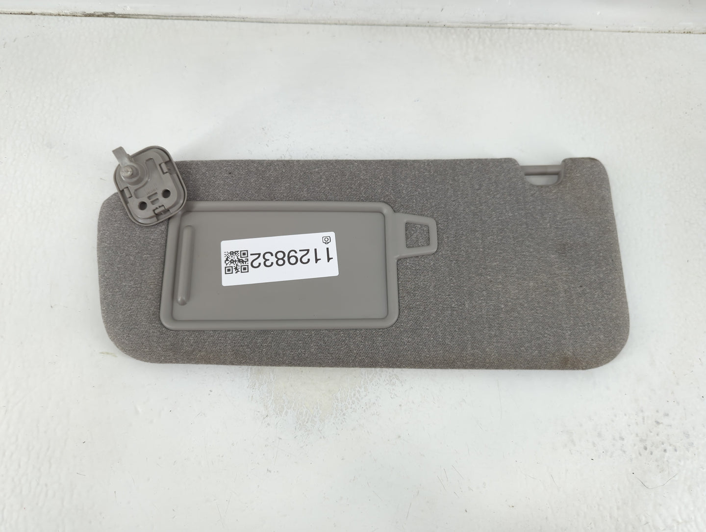2019-2021 Hyundai Santa Fe Sun Visor Shade Replacement Driver Left Mirror Fits Fits 2019 2020 2021 OEM Used Auto Parts - Oem