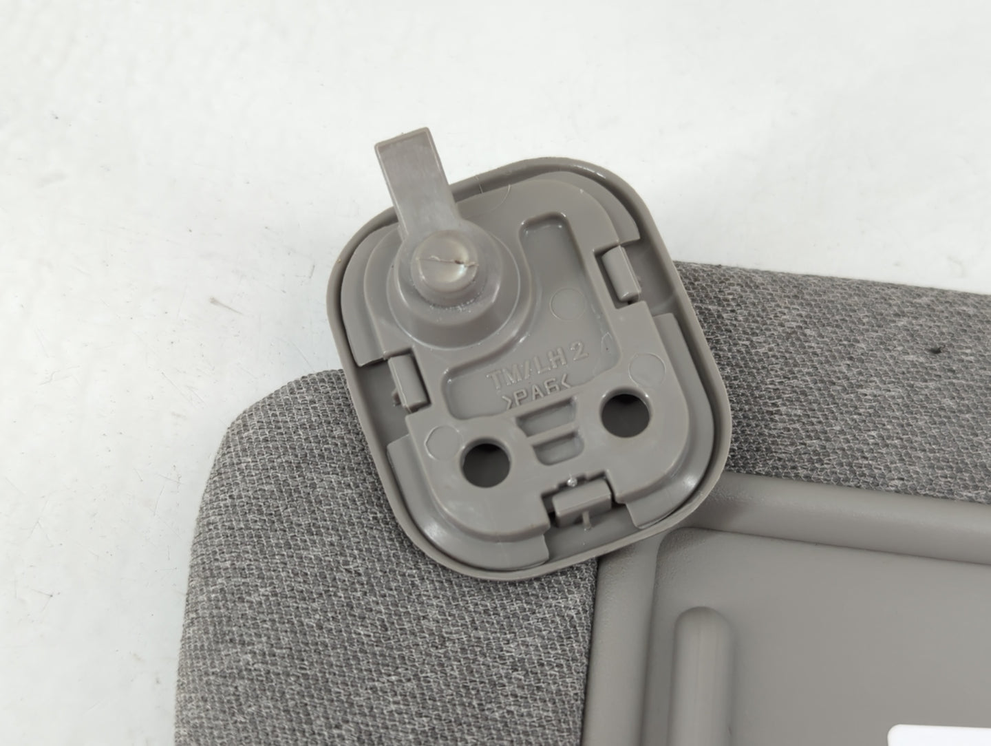 2019-2021 Hyundai Santa Fe Sun Visor Shade Replacement Driver Left Mirror Fits Fits 2019 2020 2021 OEM Used Auto Parts - Oem