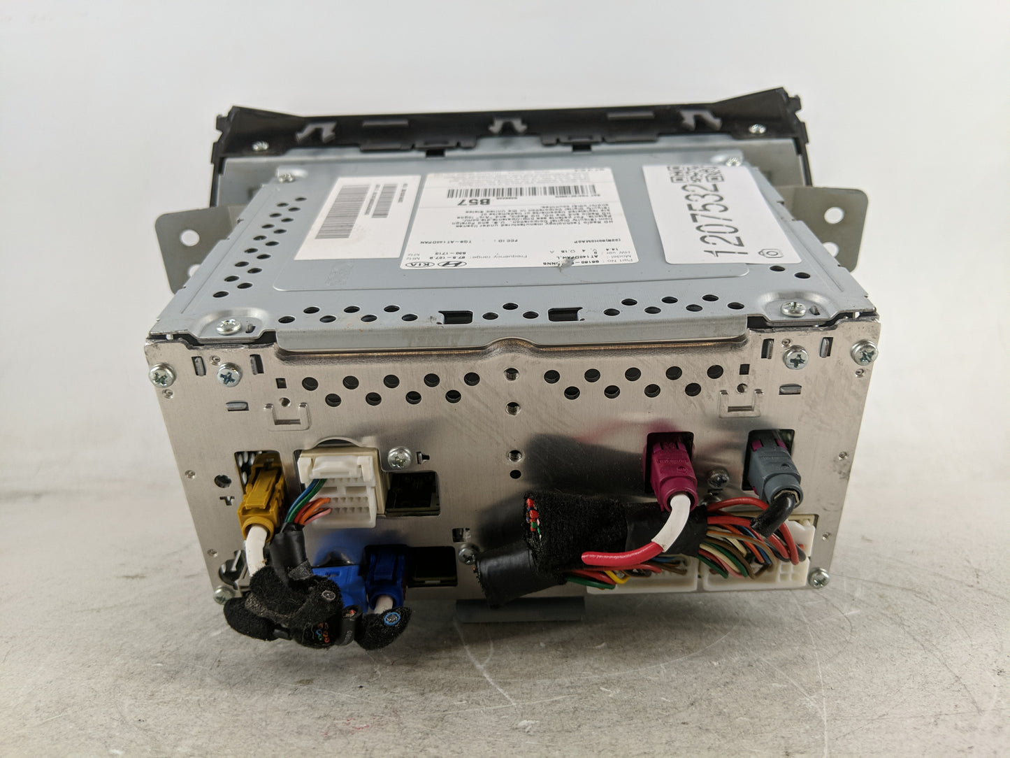 2017-2018 Hyundai Santa Fe Radio AM FM Cd Player Receiver Replacement Fits Fits 2017 2018 OEM Used Auto Parts - Oemusedautop