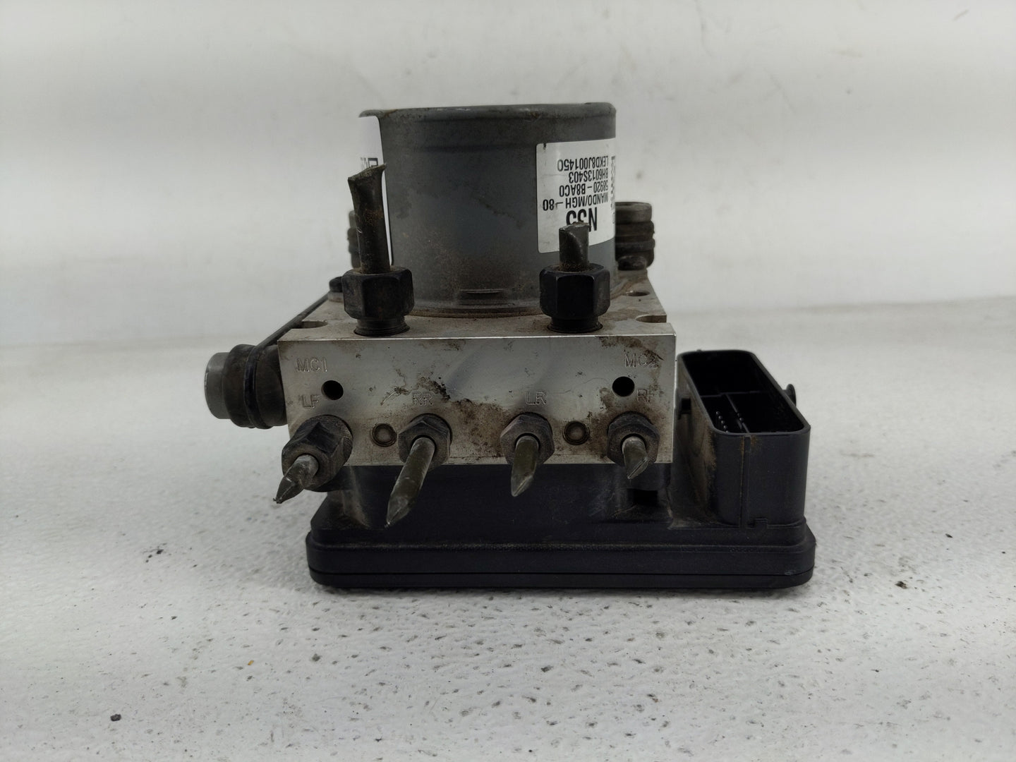 2017-2018 Hyundai Santa Fe ABS Pump Control Module Replacement P/N:BH6013S403 58920-B8AC0 Fits Fits 2017 2018 OEM Used Auto 