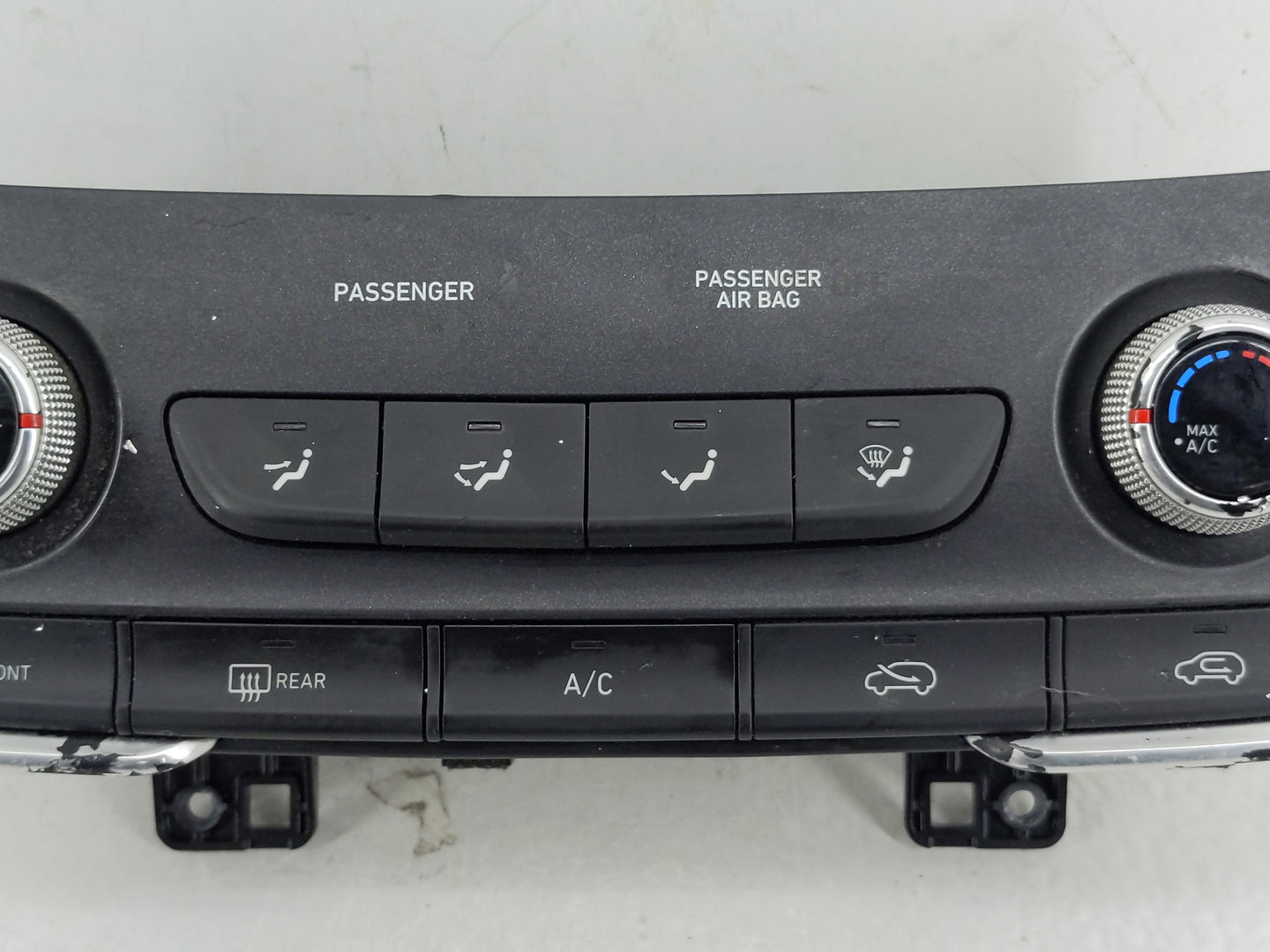 2019-2020 Hyundai Santa Fe Climate Control Module Temperature AC/Heater Replacement P/N:97250-S2AA0 Fits Fits 2019 2020 OEM 