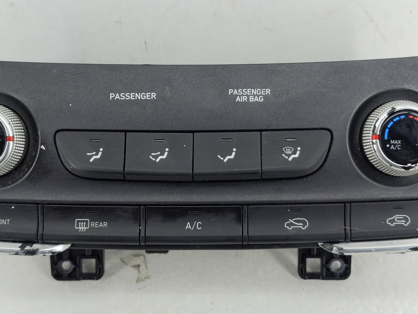 2019-2020 Hyundai Santa Fe Climate Control Module Temperature AC/Heater Replacement P/N:97250-S2AA0 Fits Fits 2019 2020 OEM 