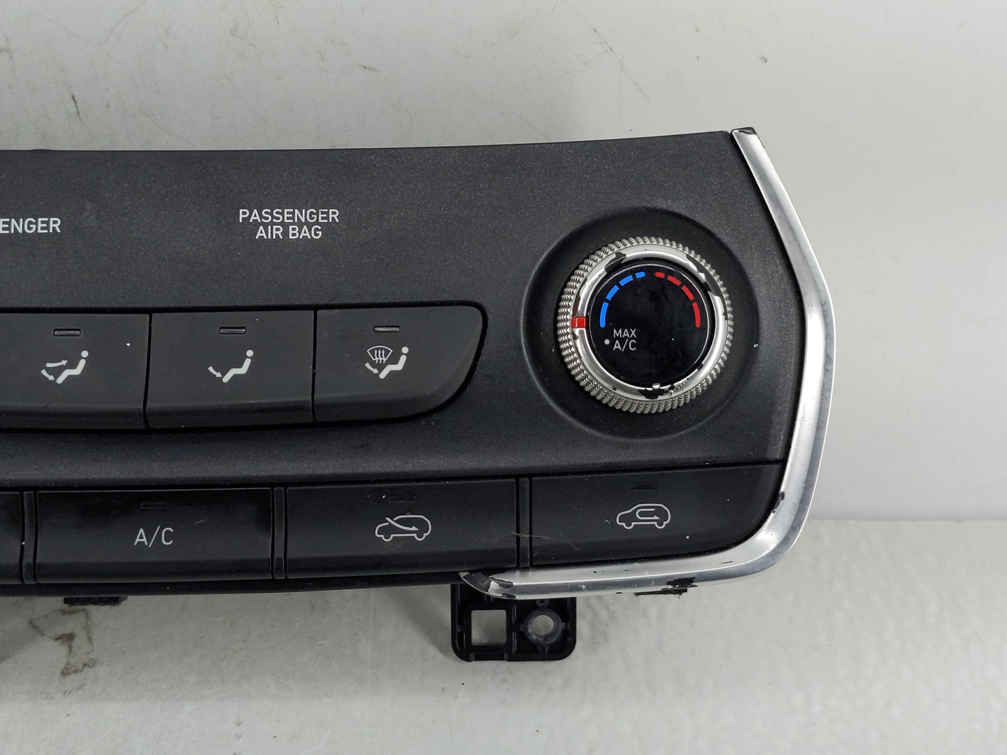 2019-2020 Hyundai Santa Fe Climate Control Module Temperature AC/Heater Replacement P/N:97250-S2AA0 Fits Fits 2019 2020 OEM 