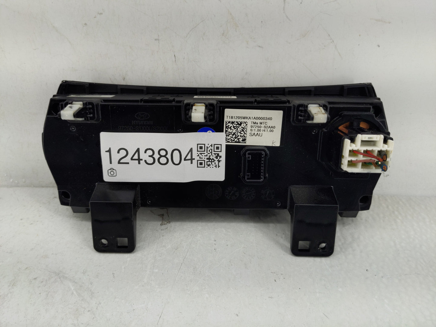 2019-2020 Hyundai Santa Fe Climate Control Module Temperature AC/Heater Replacement P/N:97250-S2AA0 Fits Fits 2019 2020 OEM 