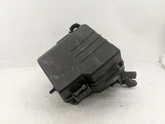 compare product 2019-2020 Hyundai Santa Fe Fusebox Fuse Box Panel Relay Module P/N:91956-S2021 91200S2400TA Fits Fits 2019 2020 OEM Used Auto Parts