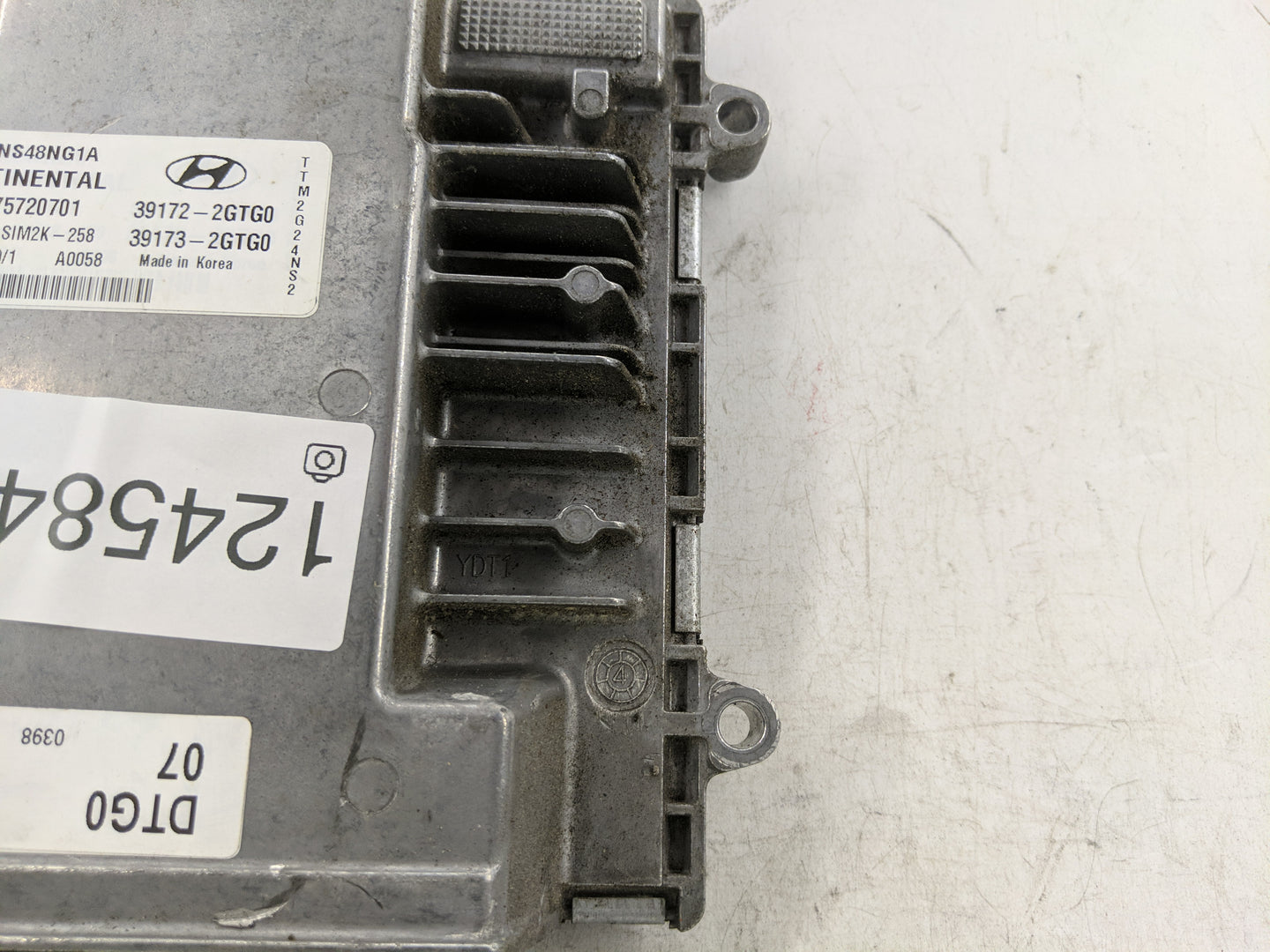 2019 Hyundai Santa Fe PCM Engine Control Computer ECU ECM PCU OEM P/N:39173-2GTG0 39172-2GTG0 Fits OEM Used Auto Parts - Oem