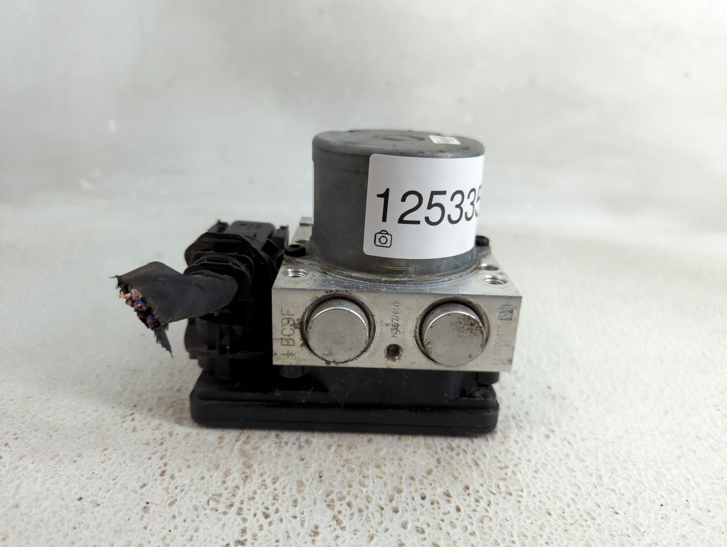 2017-2018 Hyundai Santa Fe ABS Pump Control Module Replacement P/N:58920-B8AC0 Fits Fits 2017 2018 OEM Used Auto Parts - Oem