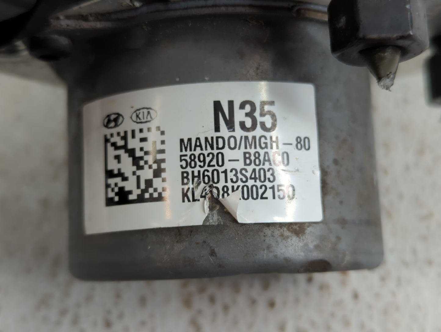 2017-2018 Hyundai Santa Fe ABS Pump Control Module Replacement P/N:58920-B8AC0 Fits Fits 2017 2018 OEM Used Auto Parts - Oem