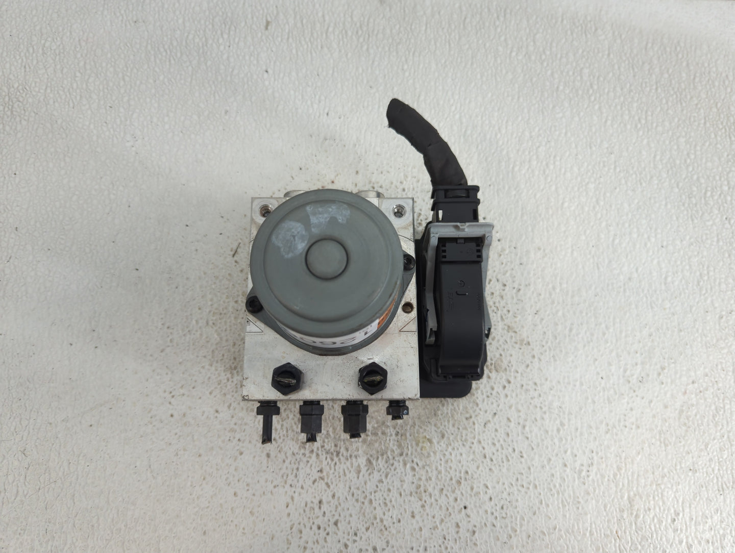 2019-2020 Hyundai Santa Fe ABS Pump Control Module Replacement P/N:58900-S2600 61589-43200 Fits Fits 2019 2020 OEM Used Auto