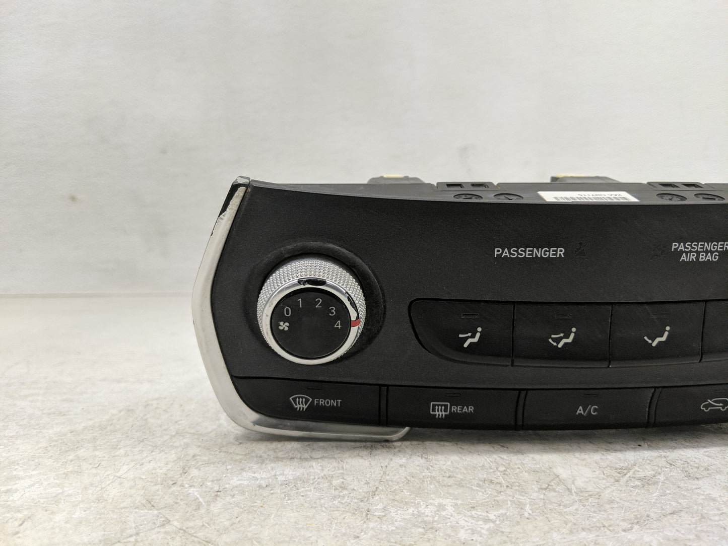 2019-2020 Hyundai Santa Fe Climate Control Module Temperature AC/Heater Replacement P/N:97250-S2XXX 97250-S1XXX Fits OEM Use