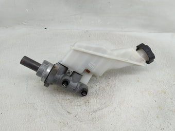 compare product 2019-2020 Hyundai Santa Fe Brake Master Cylinder