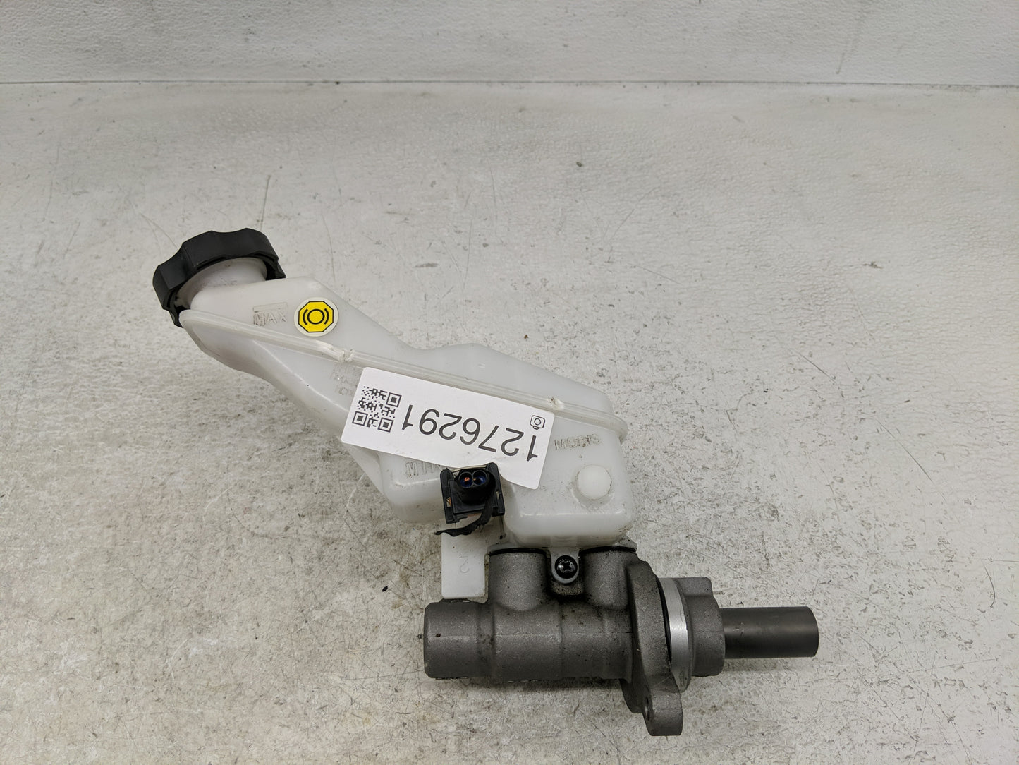 2019-2020 Hyundai Santa Fe Brake Master Cylinder 1276291 - Oemusedautoparts1.com