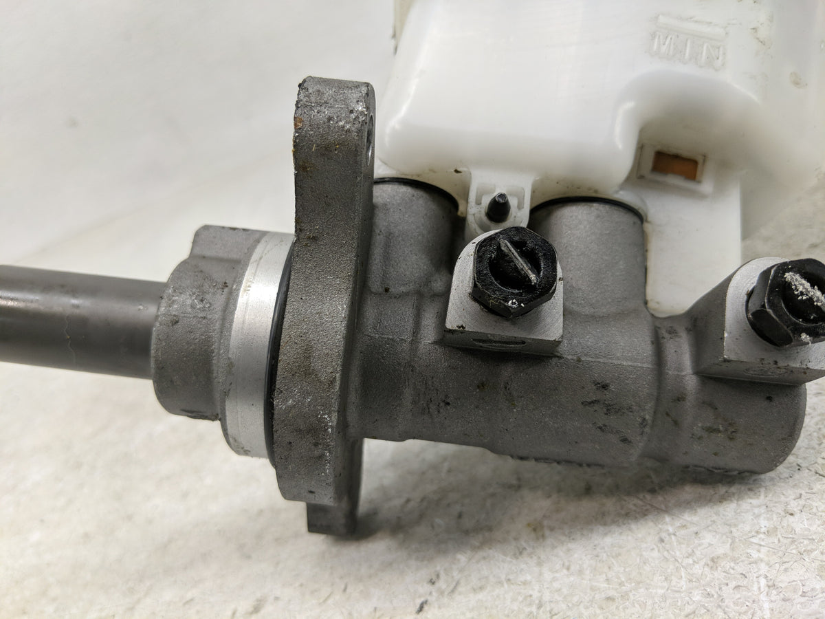 2019-2020 Hyundai Santa Fe Brake Master Cylinder 1276291 - Oemusedautoparts1.com