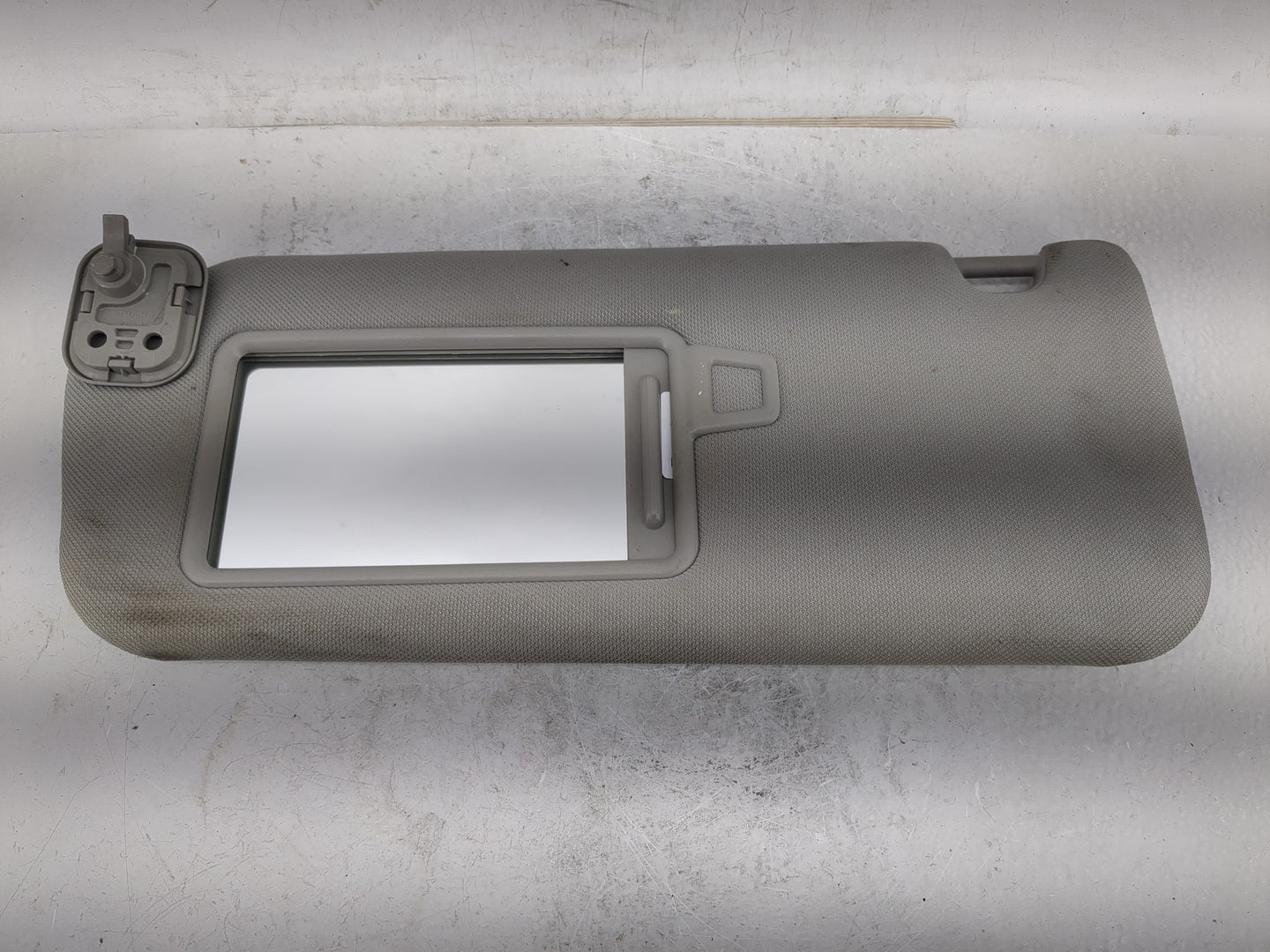 2019-2021 Hyundai Santa Fe Sun Visor Shade Replacement Driver Left Mirror Fits Fits 2019 2020 2021 OEM Used Auto Parts - Oem