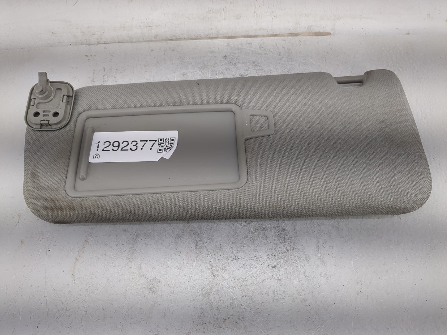 2019-2021 Hyundai Santa Fe Sun Visor Shade Replacement Driver Left Mirror Fits Fits 2019 2020 2021 OEM Used Auto Parts - Oem