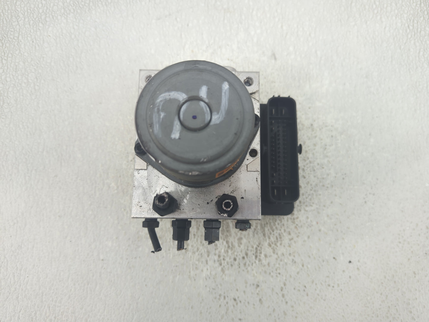 2019-2020 Hyundai Santa Fe ABS Pump Control Module Replacement P/N:61589-43200 58900-S2600 Fits Fits 2019 2020 OEM Used Auto