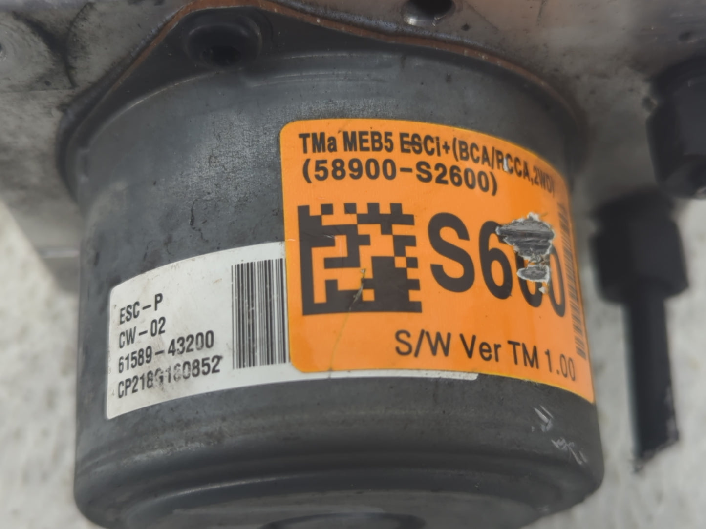 2019-2020 Hyundai Santa Fe ABS Pump Control Module Replacement P/N:61589-43200 58900-S2600 Fits Fits 2019 2020 OEM Used Auto