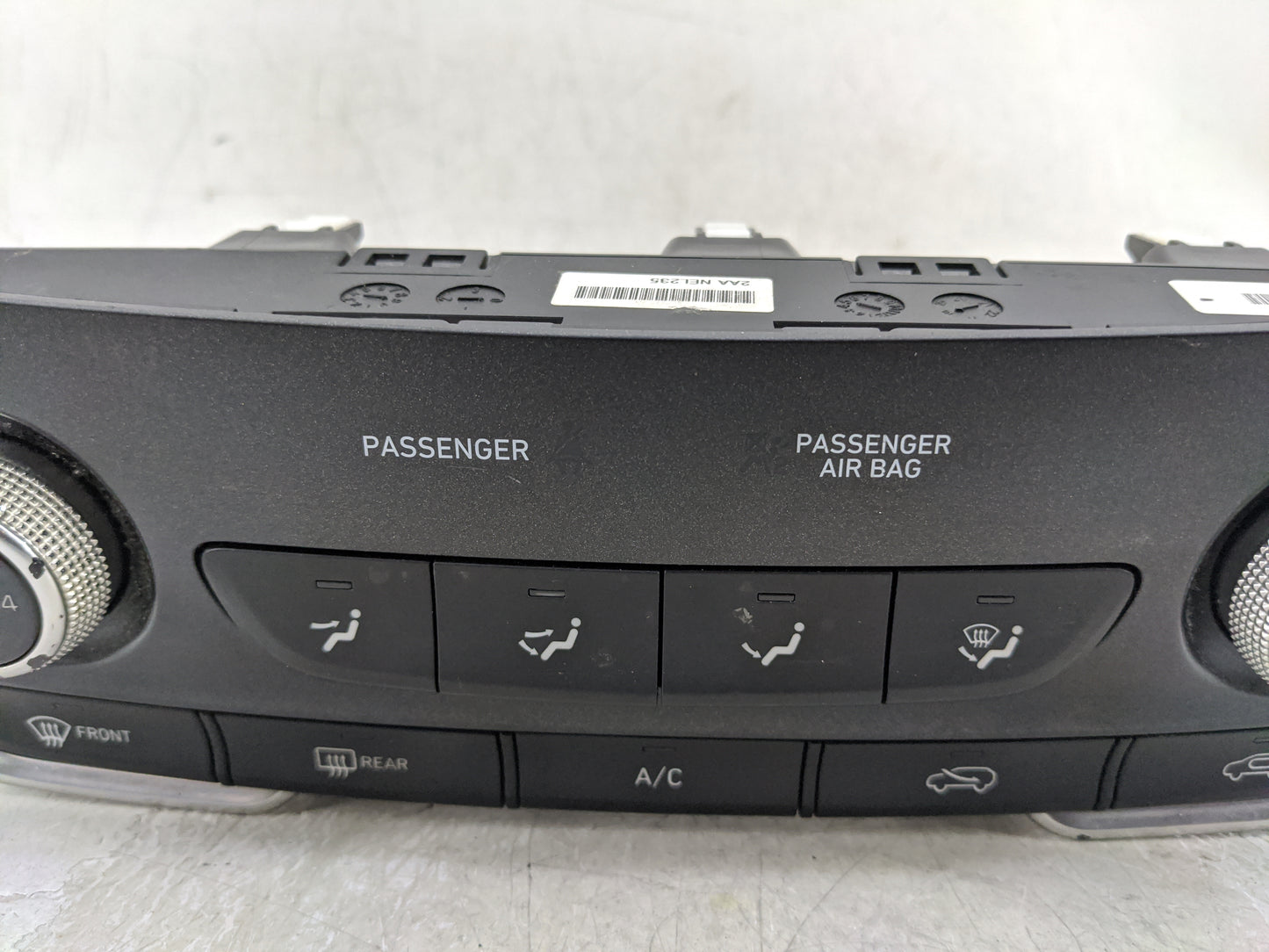 2019-2020 Hyundai Santa Fe Climate Control Module Temperature AC/Heater Replacement P/N:97250-S2AA0 Fits Fits 2019 2020 OEM 
