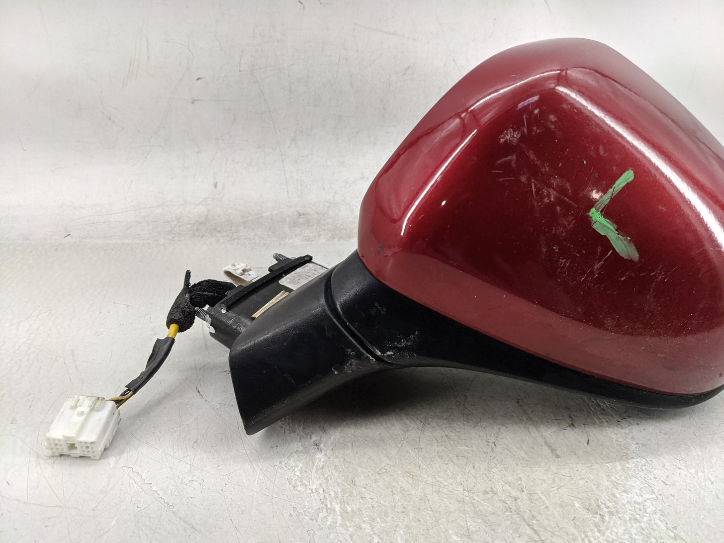 2019 Hyundai Santa Fe Driver Side View Mirror - Left Door Mirror OEM Used - Oemusedautoparts1.com