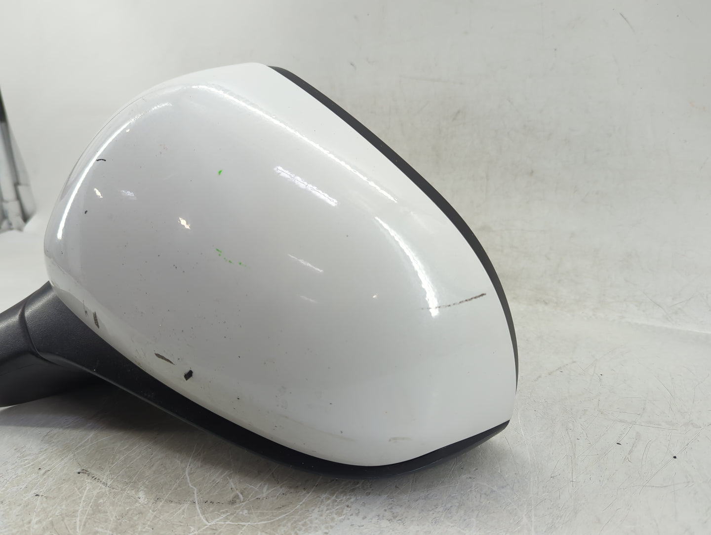 2019 Hyundai Santa Fe Driver Side View Mirror - Left Door Mirror OEM Used - Oemusedautoparts1.com