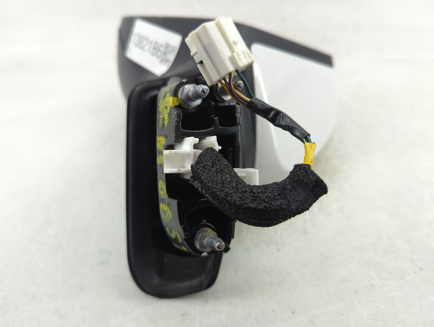 2019 Hyundai Santa Fe Driver Side View Mirror - Left Door Mirror OEM Used - Oemusedautoparts1.com