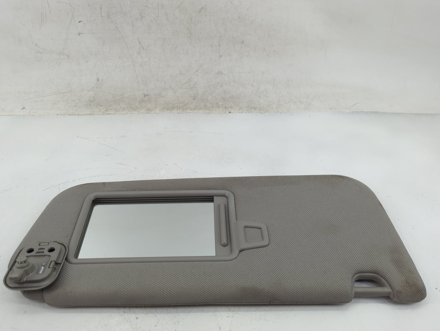 2019-2021 Hyundai Santa Fe Sun Visor Shade Replacement Passenger Right Mirror Fits Fits 2019 2020 2021 OEM Used Auto Parts -