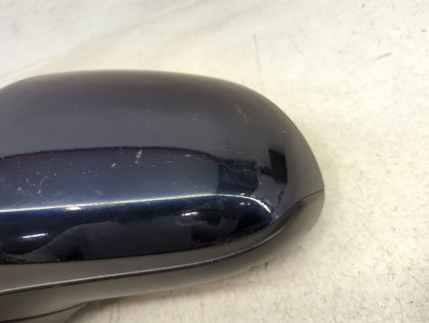 2019 Hyundai Santa Fe Driver Side View Mirror - Left Door Mirror OEM Used - Oemusedautoparts1.com