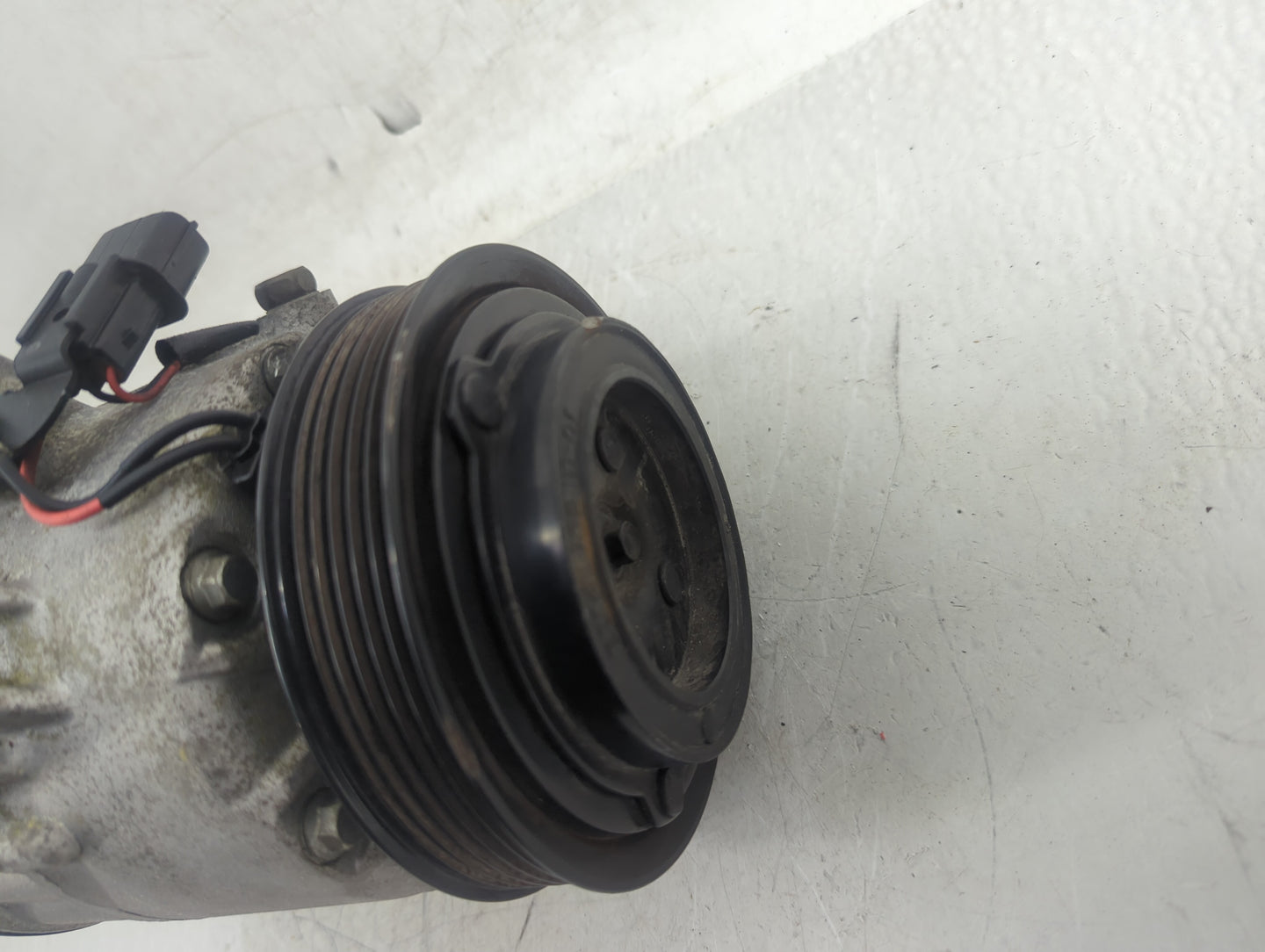 2019-2020 Hyundai Santa Fe Air Conditioning A/c Ac Compressor Oem - Oemusedautoparts1.com