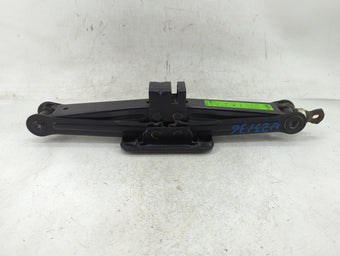 compare product 2019 Hyundai Santa Fe Spare Scissor Car Jack 1409954