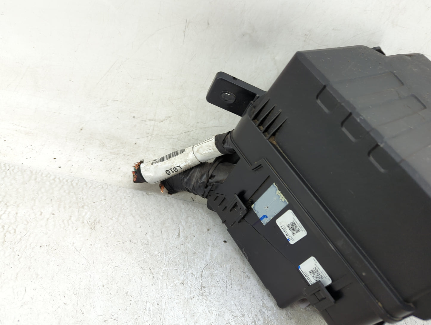 2019-2020 Hyundai Santa Fe Fusebox Fuse Box Panel Relay Module Fits Fits 2019 2020 OEM Used Auto Parts - Oemusedautoparts1.c