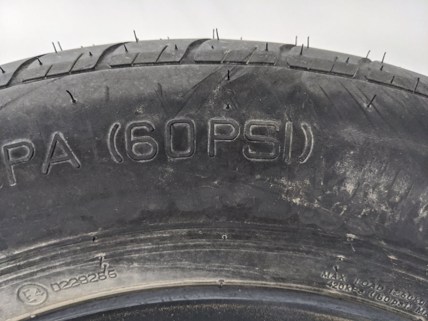 2007-2020 Hyundai Santa Fe Spare Donut Tire Wheel Rim Oem - Oemusedautoparts1.com