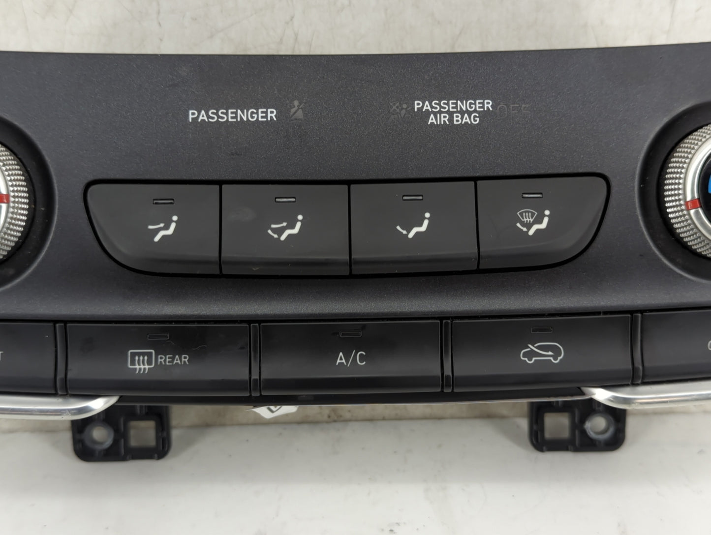 2019-2020 Hyundai Santa Fe Climate Control Module Temperature AC/Heater Replacement P/N:97250-S2AA0 Fits Fits 2019 2020 OEM 