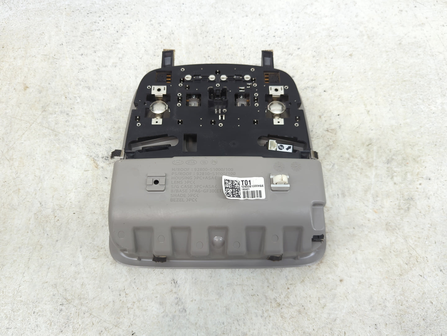 2019 Hyundai Santa Fe Overhead Roof Console - Oemusedautoparts1.com