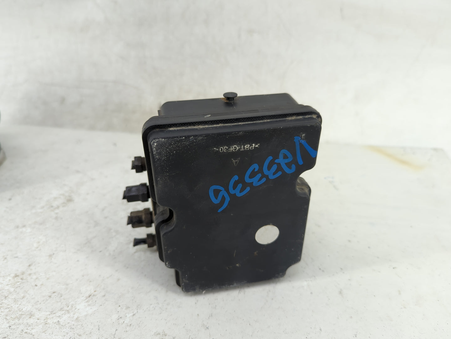 2019-2020 Hyundai Santa Fe ABS Pump Control Module Replacement P/N:58900-S2600 61589-43200 Fits Fits 2019 2020 OEM Used Auto