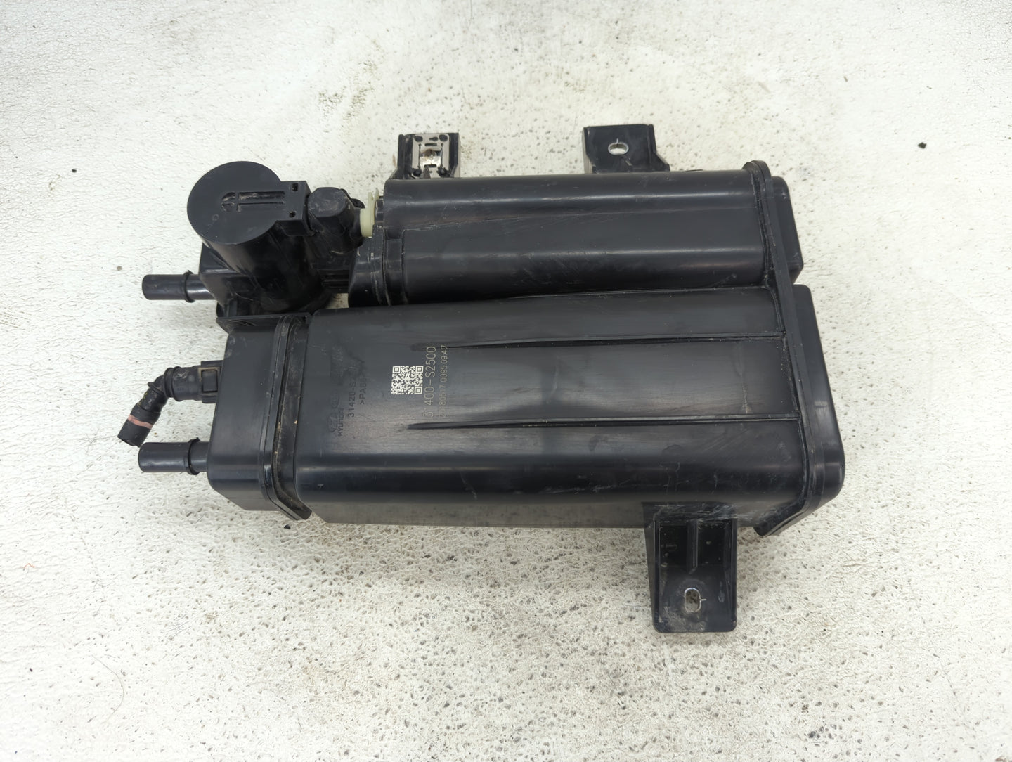 2019 Hyundai Santa Fe Fuel Vapor Charcoal Canister - Oemusedautoparts1.com