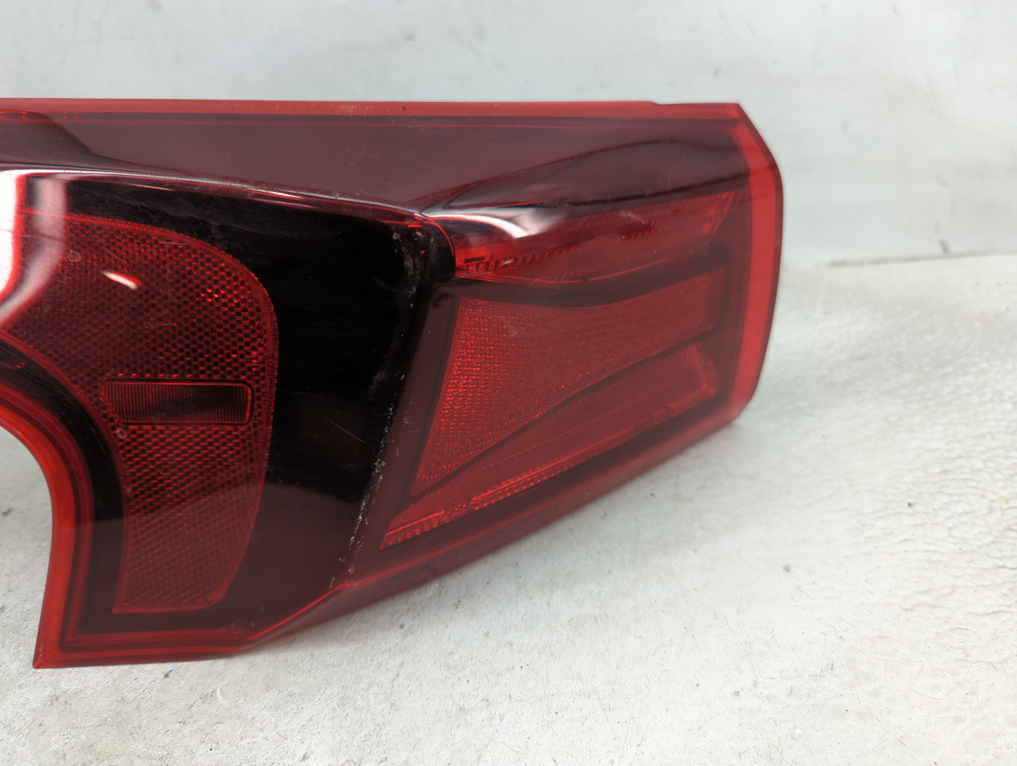 2019-2020 Hyundai Santa Fe Tail Light Assembly Driver Left OEM Fits Fits 2019 2020 OEM Used Auto Parts - Oemusedautoparts1.c