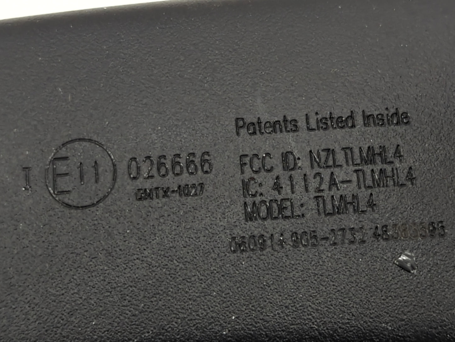 2015-2019 Hyundai Santa Fe Interior Rear View Mirror Replacement OEM P/N:4112A-TLMHL4 E11026666 Fits OEM Used Auto Parts - O