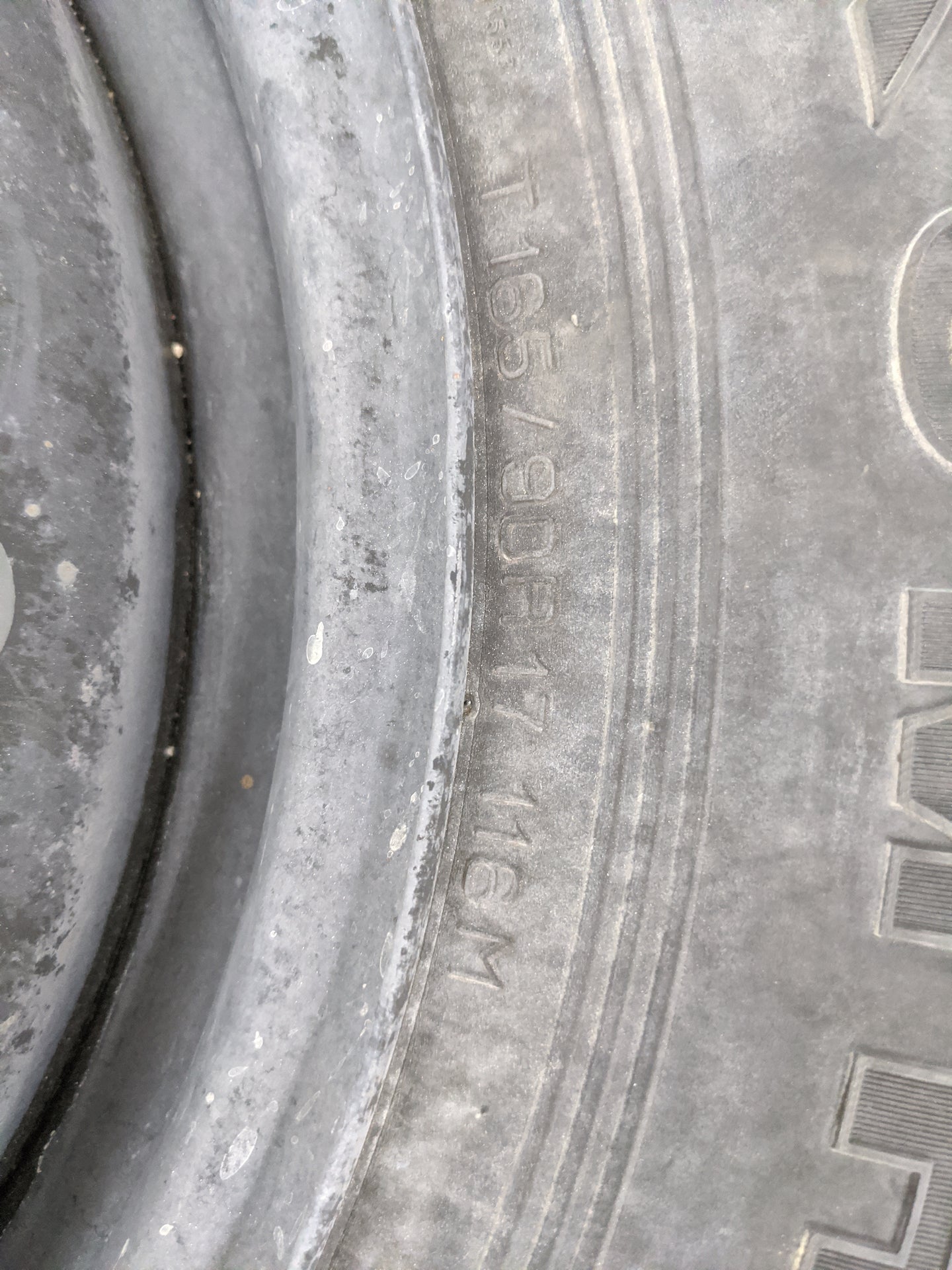 Hyundai Santa Fe Spare Donut Tire Wheel Rim Oem 1455289 - Oemusedautoparts1.com