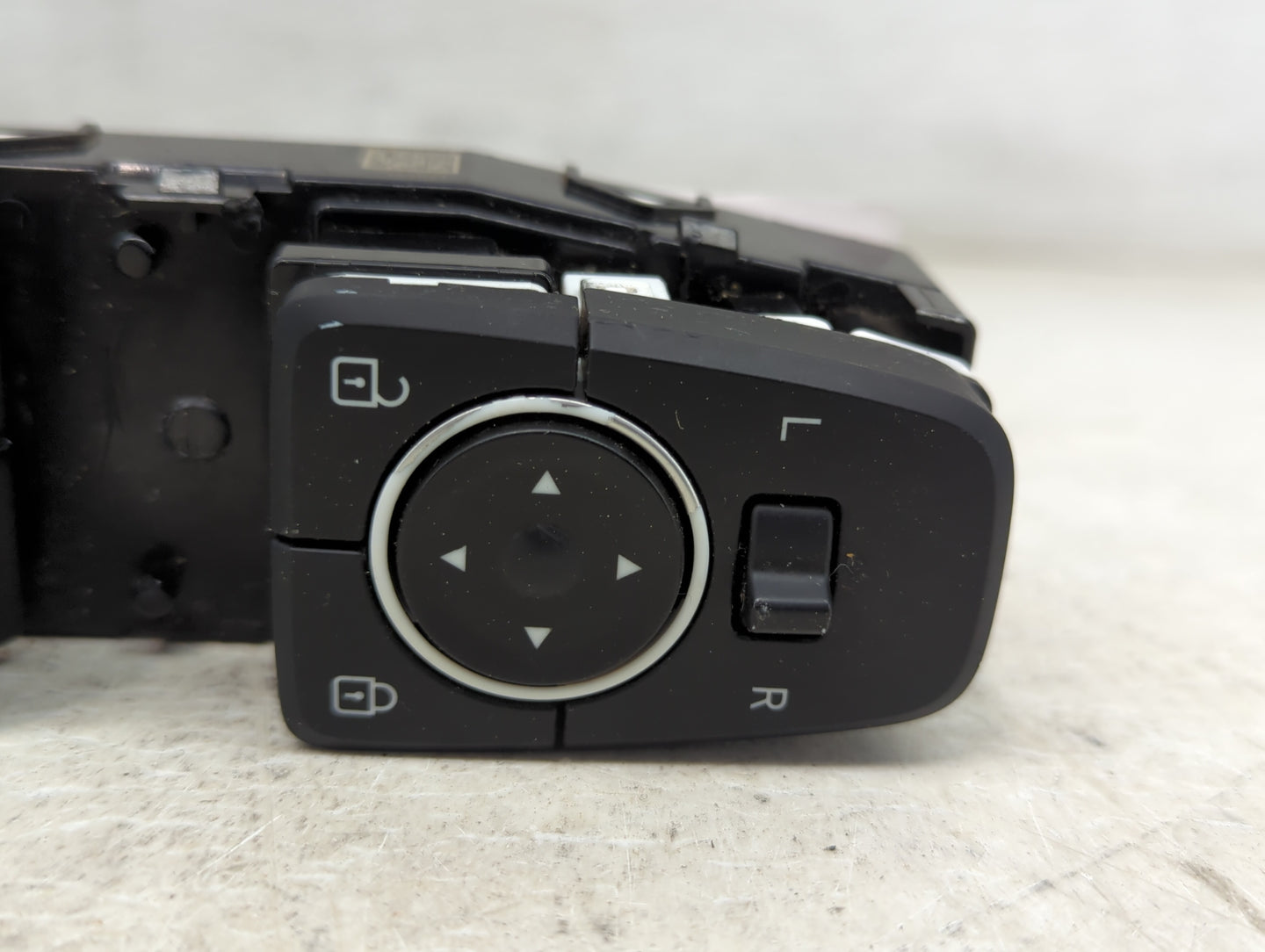 2019-2020 Hyundai Santa Fe Master Power Window Switch Replacement Driver Side Left P/N:93571S1050NNB Fits Fits 2019 2020 OEM