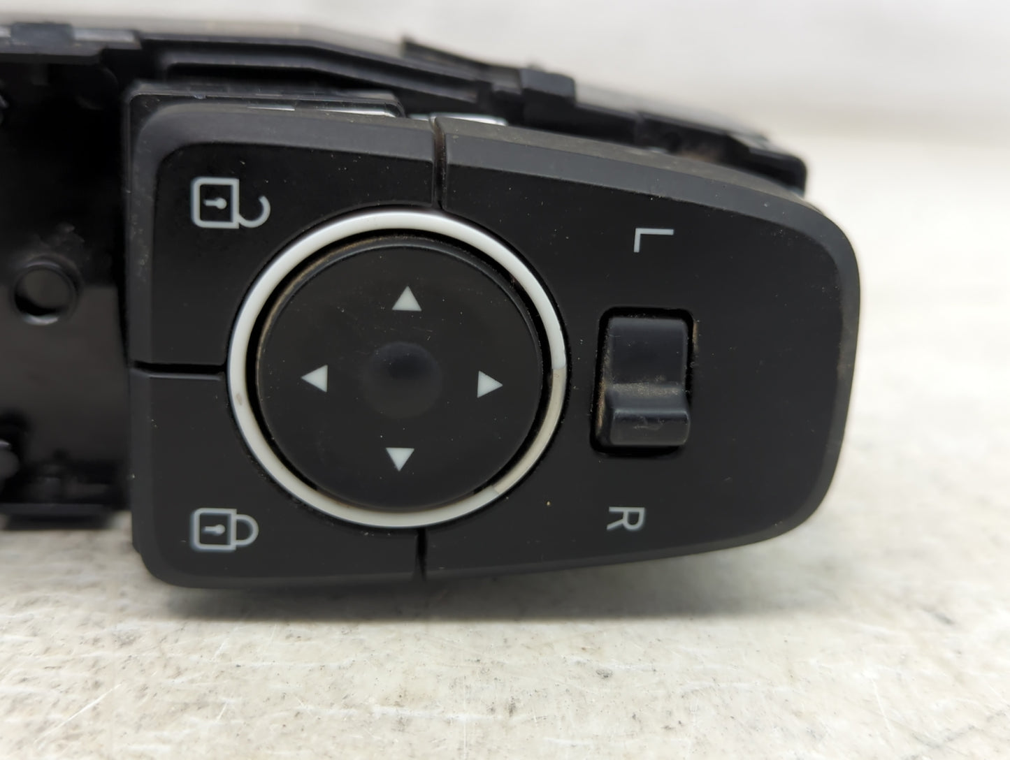 2019-2020 Hyundai Santa Fe Master Power Window Switch Replacement Driver Side Left P/N:93571S1050NNB Fits Fits 2019 2020 OEM