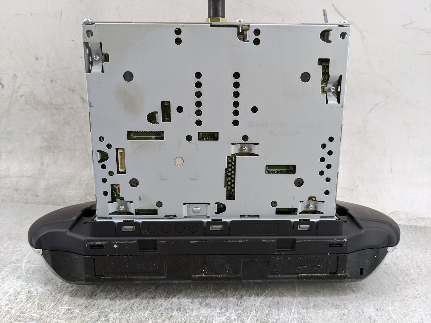 2019-2020 Hyundai Santa Fe Radio AM FM Cd Player Receiver Replacement P/N:96560-S2300UAY ATC40S2AN Fits Fits 2019 2020 OEM U