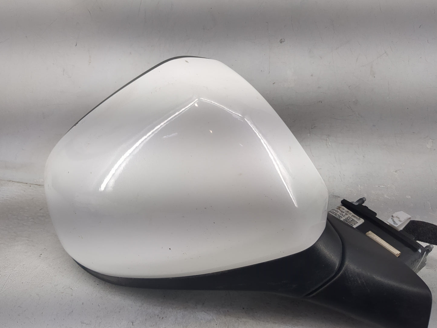 2019 Hyundai Santa Fe Passenger Side View Mirror - Right Door Mirror OEM Used - Oemusedautoparts1.com