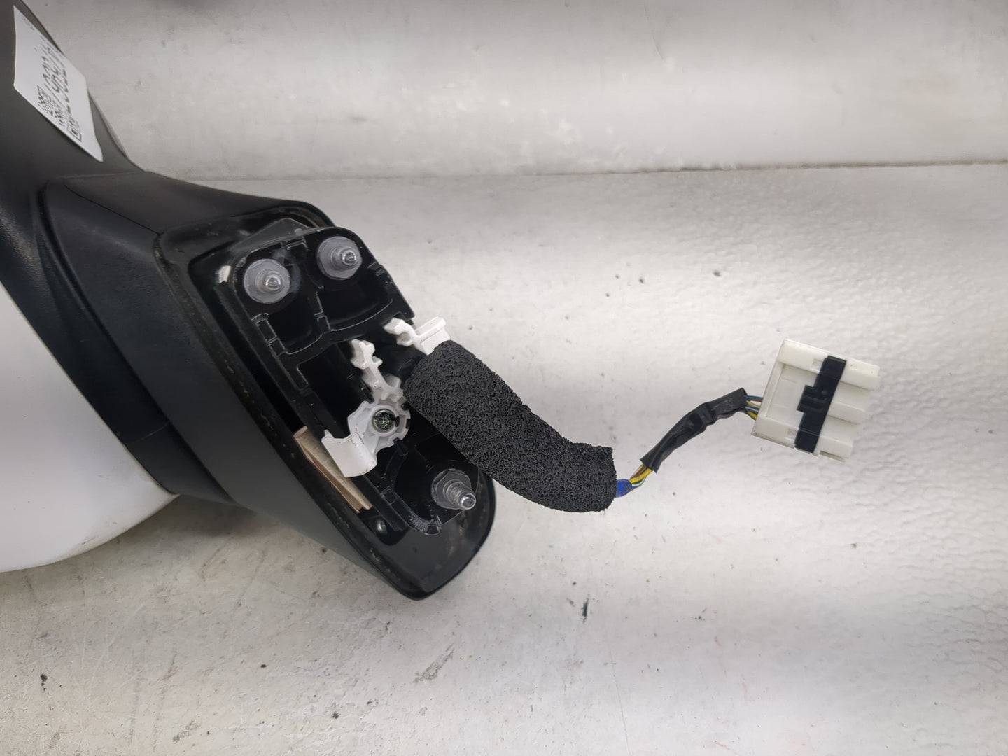 2019 Hyundai Santa Fe Passenger Side View Mirror - Right Door Mirror OEM Used - Oemusedautoparts1.com