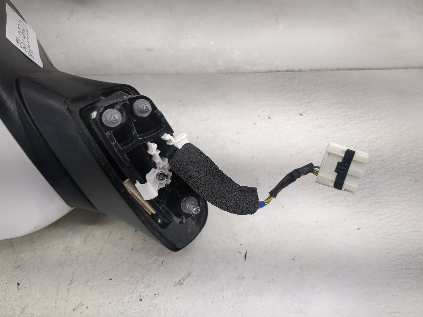 2019 Hyundai Santa Fe Passenger Side View Mirror - Right Door Mirror OEM Used - Oemusedautoparts1.com