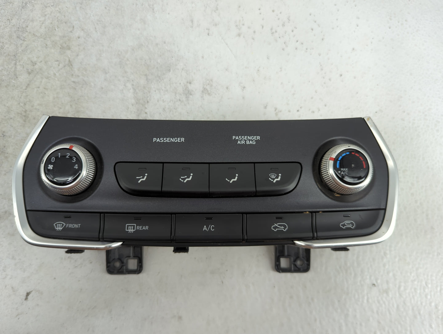 2019-2020 Hyundai Santa Fe Climate Control Module Temperature AC/Heater Replacement P/N:97250-S2AA0 Fits Fits 2019 2020 OEM 