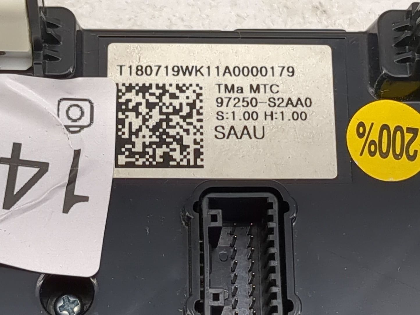 2019-2020 Hyundai Santa Fe Climate Control Module Temperature AC/Heater Replacement P/N:97250-S2AA0 Fits Fits 2019 2020 OEM 