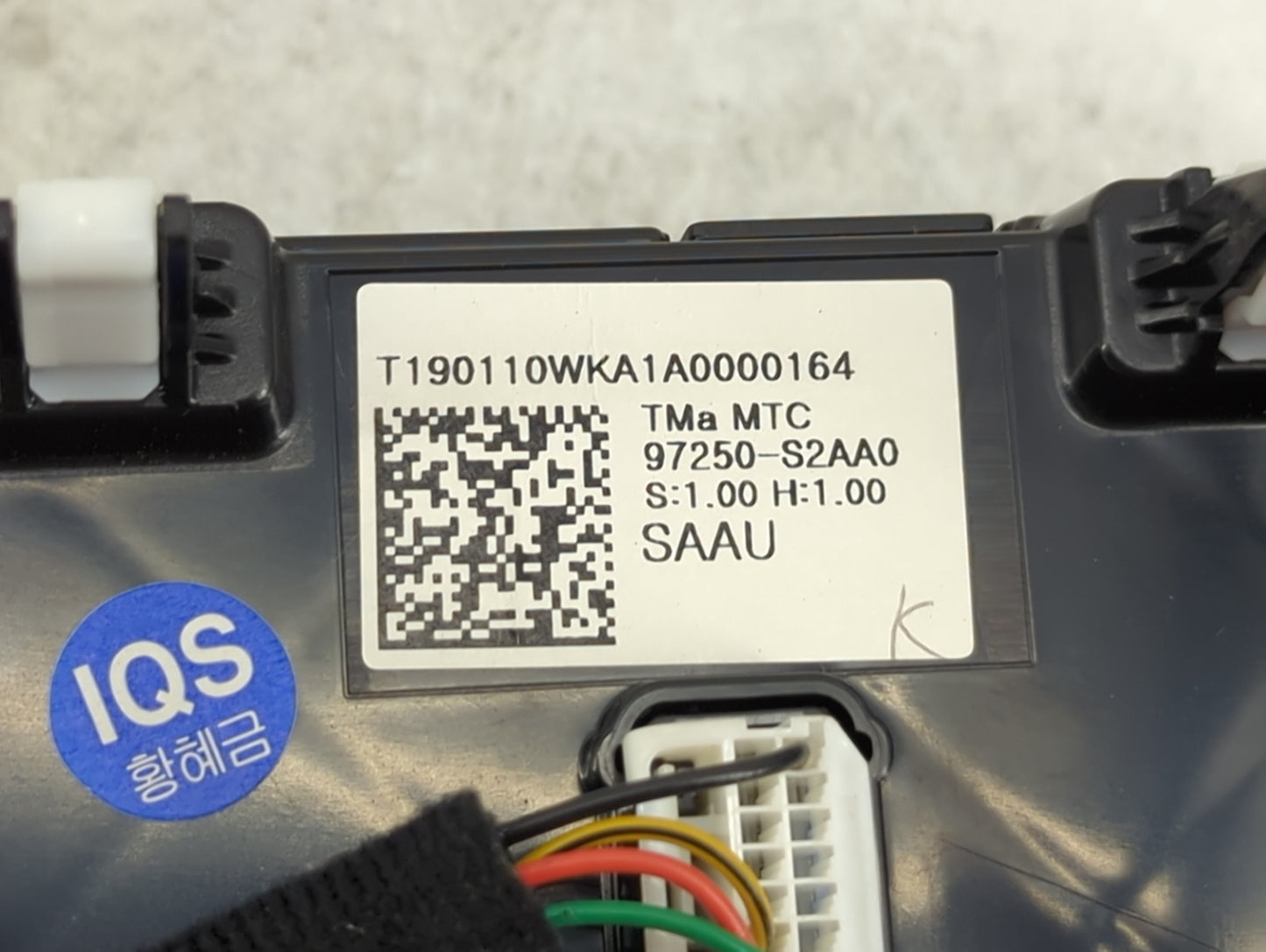 2019-2020 Hyundai Santa Fe Climate Control Module Temperature AC/Heater Replacement P/N:97250-S1XXX/S2XXX 97250-S2AA0 Fits O