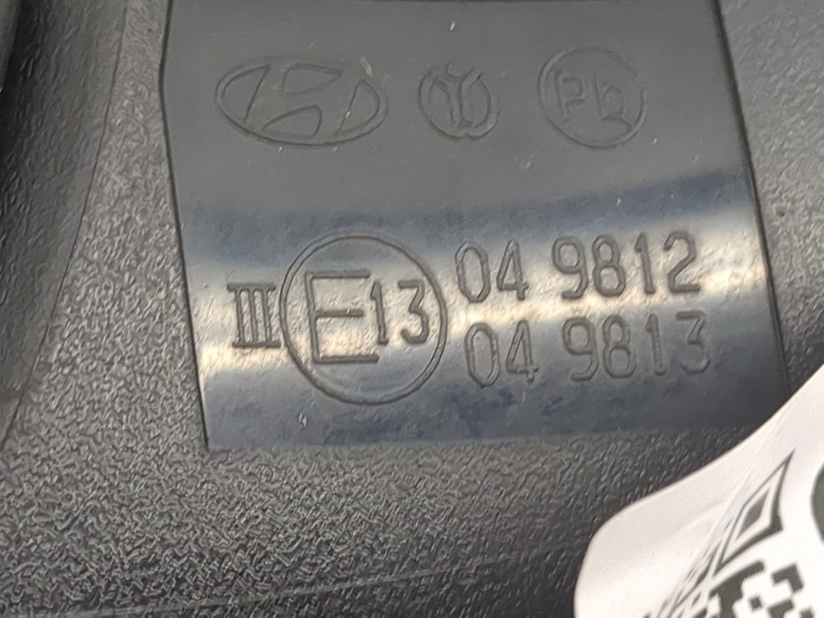 2019 Hyundai Santa Fe Passenger Side View Mirror - Right Door Mirror OEM Used - Oemusedautoparts1.com
