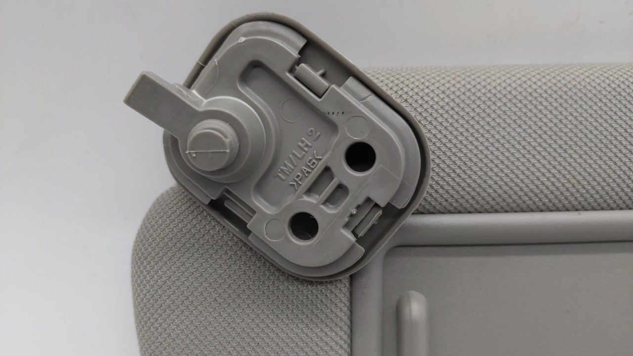 2013-2018 Hyundai Santa Fe Sun Visor Shade Replacement Driver Left Mirror Fits Fits 2013 2014 2015 2016 2017 2018 OEM Used A