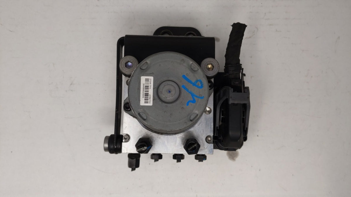 2017-2018 Hyundai Santa Fe Anti-Lock Brake ABS Pump Module Actuator OEM P/N:58920-B8AC0 Fits Fits 2017 2018 OEM Used Auto Pa